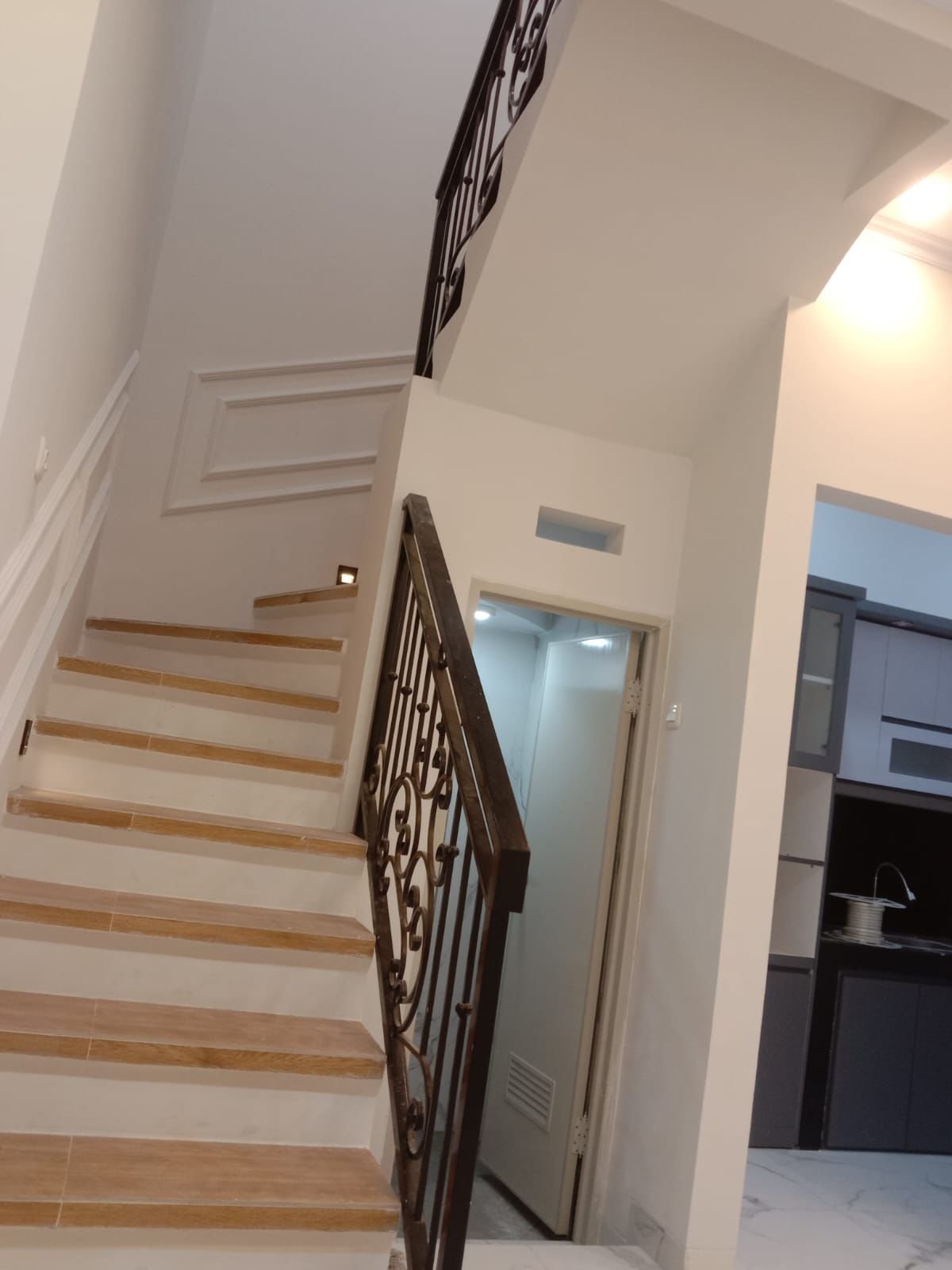 Dijual Rumah Termurah di Raden Sanim Tanah Baru Depok - 9
