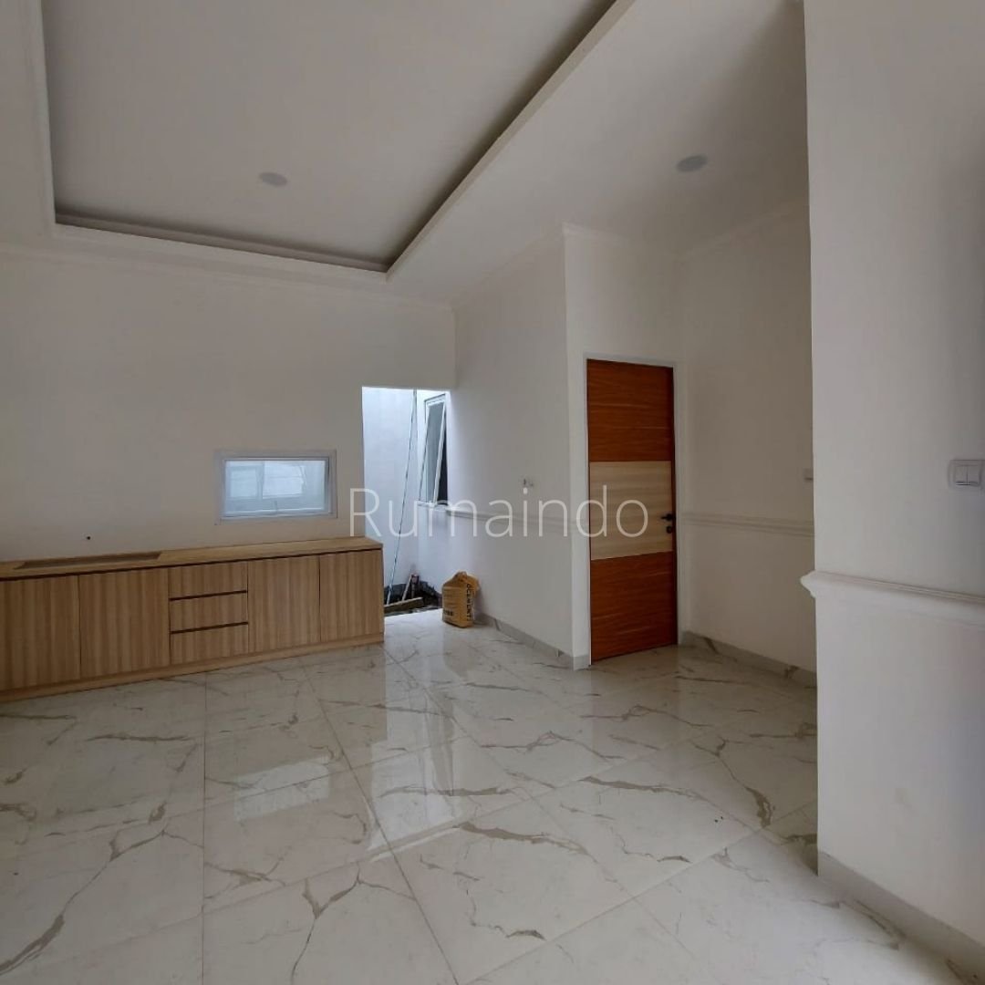 Dijual Murah Rumah Baru di Kebagusan Dekat Ragunan Jakarta Selatan - 4
