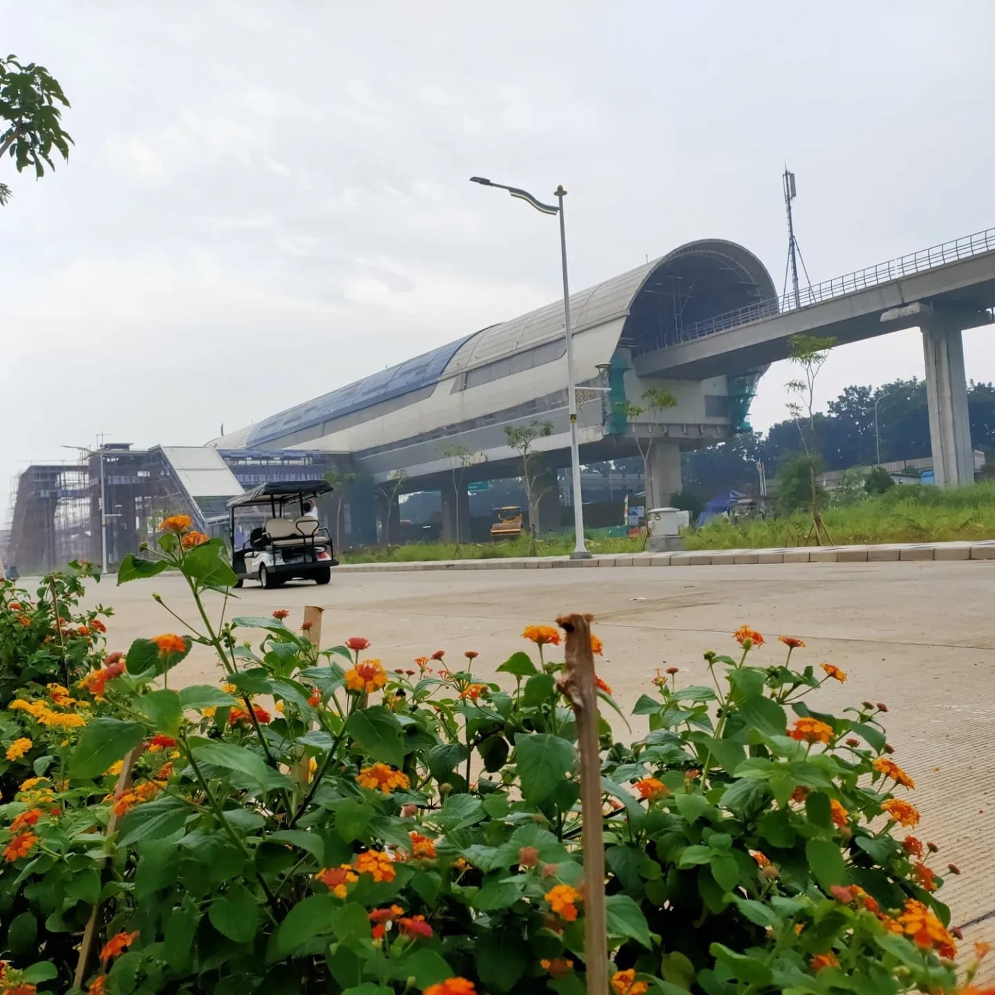 Dijual Murah Apartemen Urban Signature LRT City Ciracas Jakarta Timur - 2