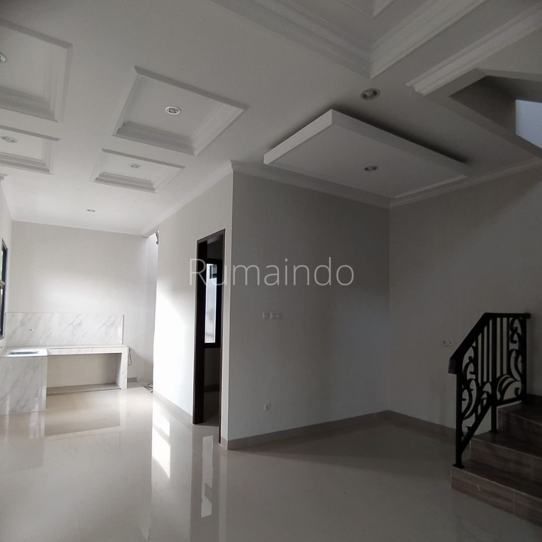 Dijual Murah Rumah Hook Non Cluster di Kahfi 1 Jagakarsa Jakarta Selatan - 3