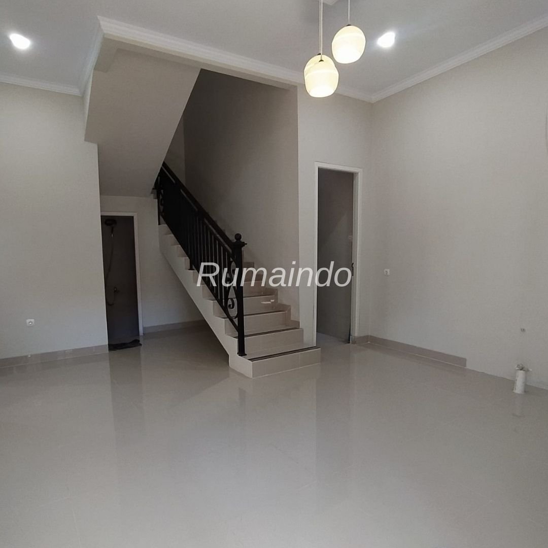Rumah Non Cluster di Srengseng Sawah Jagakarsa Jakarta Selatan - 9