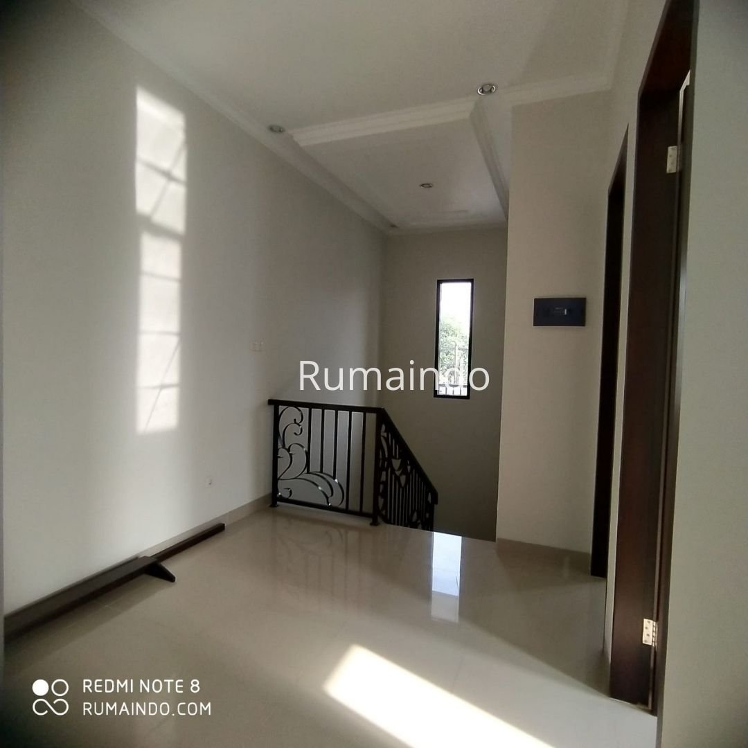 Dijual Murah Rumah Hook Non Cluster di Kahfi 1 Jagakarsa Jakarta Selatan - 6