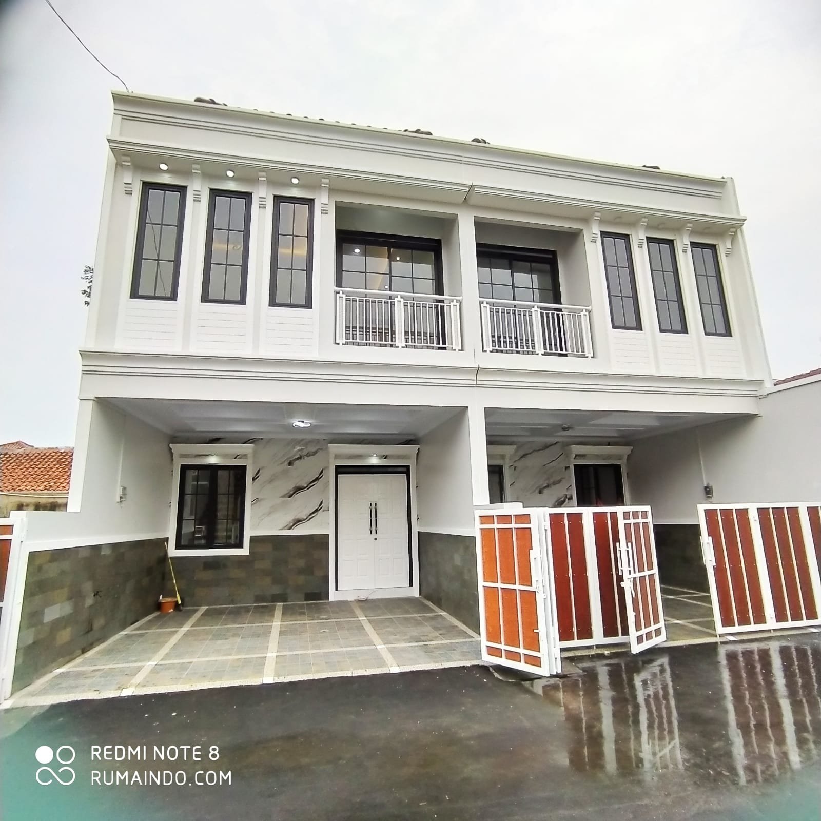 Rumah Cluster di Kahfi 1 Jagakarsa Jakarta Selatan - 2