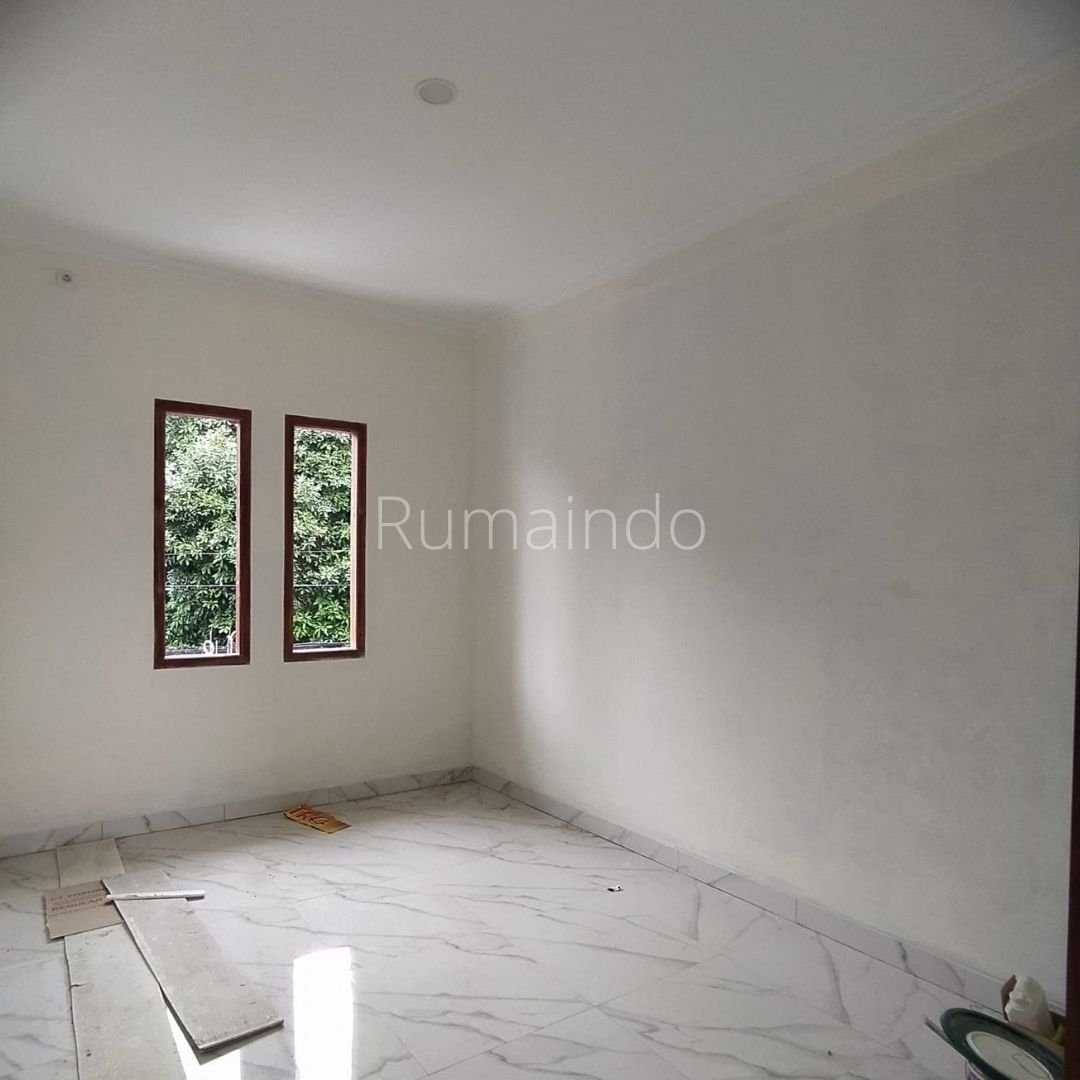 Dijual Termurah Rumah Baru Non Cluster di Jln Sirsak Jagakarsa Jakarta Selatan - 5