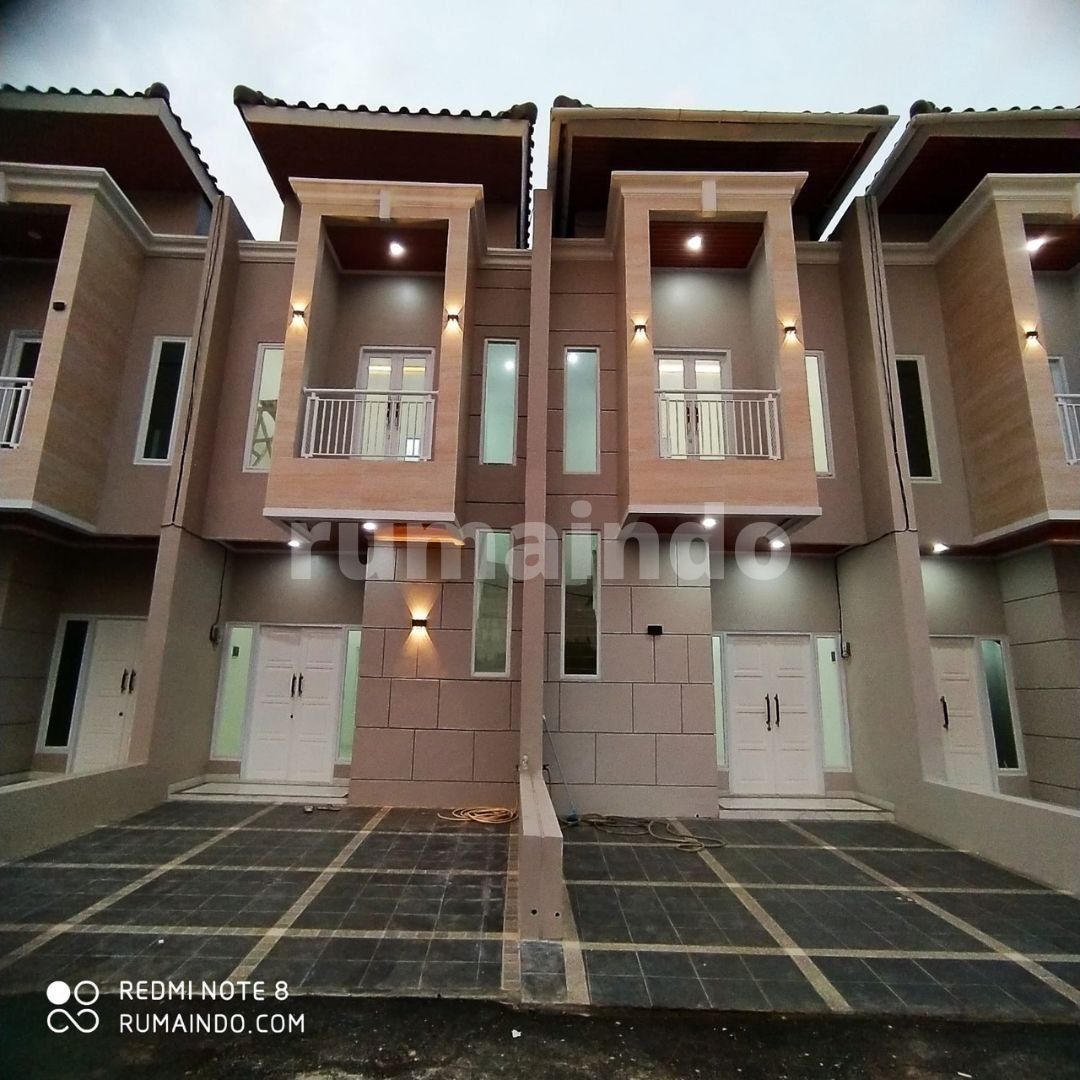 Dijual Murah Rumah Cluster Barkah 21 Residence Warung Sila Jagakarsa Jakarta Selatan - 2