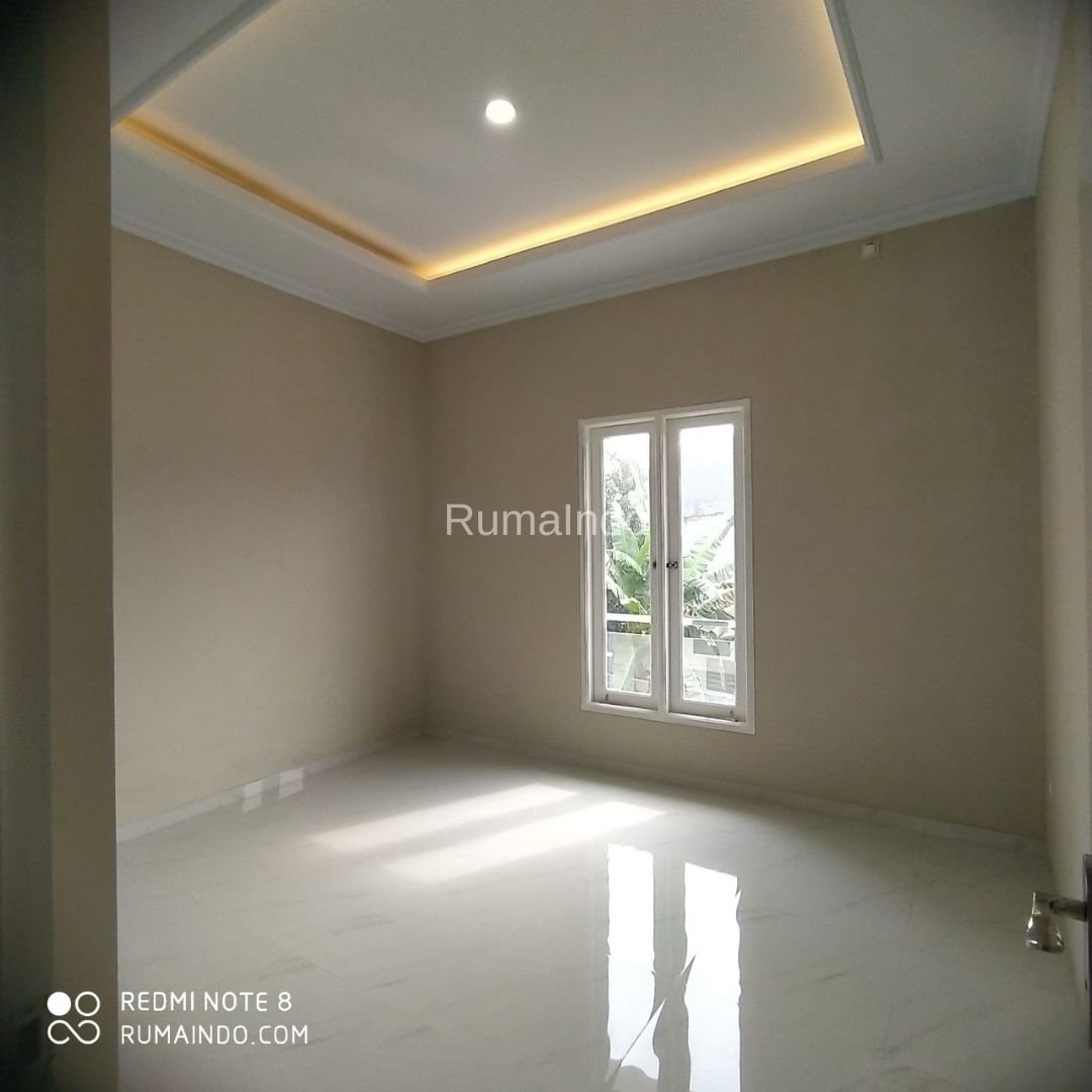 Dijual Rumah Non Cluster di Srengseng Sawah Jagakarsa Jakarta Selatan - 6