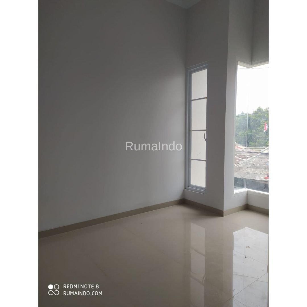 Dijual Murah Rumah Non Cluster di Jln Batu Jagakarsa Jakarta Selatan - 8