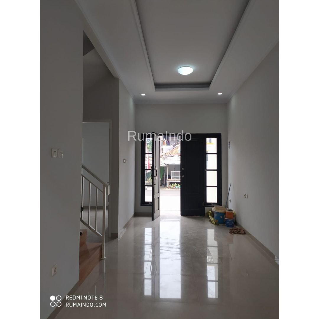 Dijual Murah Rumah Non Cluster di Jln Batu Jagakarsa Jakarta Selatan - 2