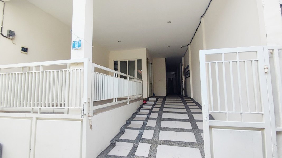 Kost Putri Dekat UNAIR Kampus A, Grand City Mall, WTC Surabaya, Tunjungan Plaza, RS Siloam Surabaya, Stasiun Gubeng - 5