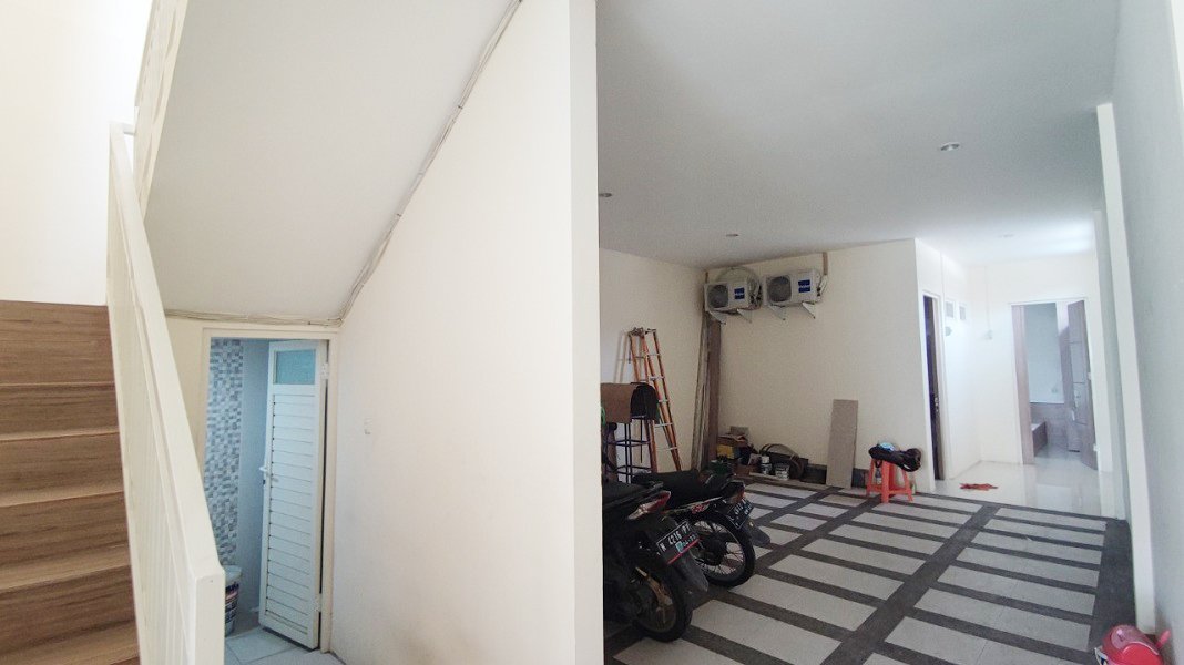 Kost Putri Dekat UNAIR Kampus A, Grand City Mall, WTC Surabaya, Tunjungan Plaza, RS Siloam Surabaya, Stasiun Gubeng - 4