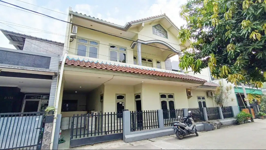 Rumah Dijual di Bekasi Dekat Mall Metropolitan Bekasi, Mall Grand Galaxy Park, RS EMC Pekayon, Pintu Tol Bekasi Barat - 1