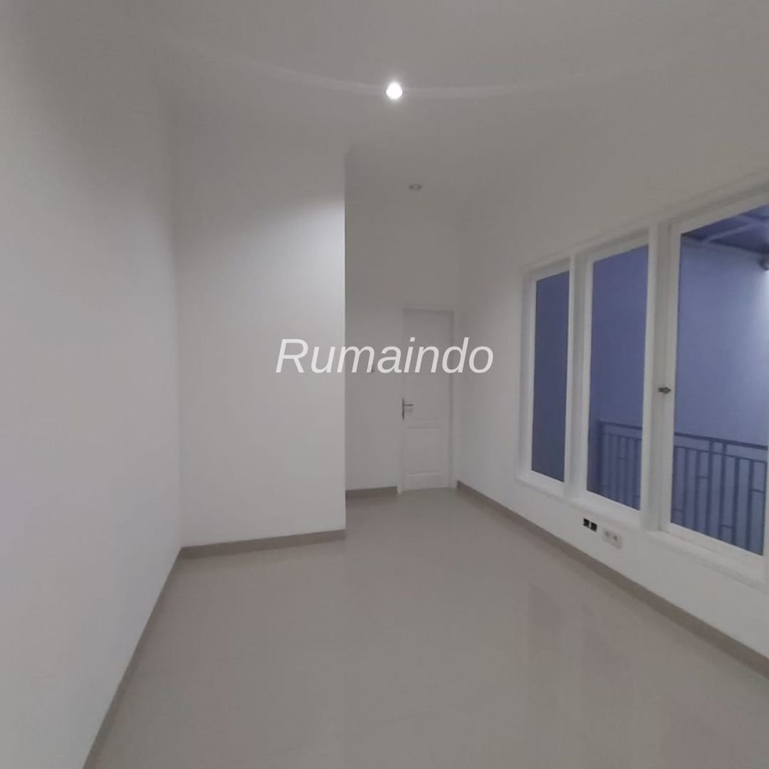 Dijual Murah Rumah Baru di Jln Tebet Barat Jakarta Selatan - 4