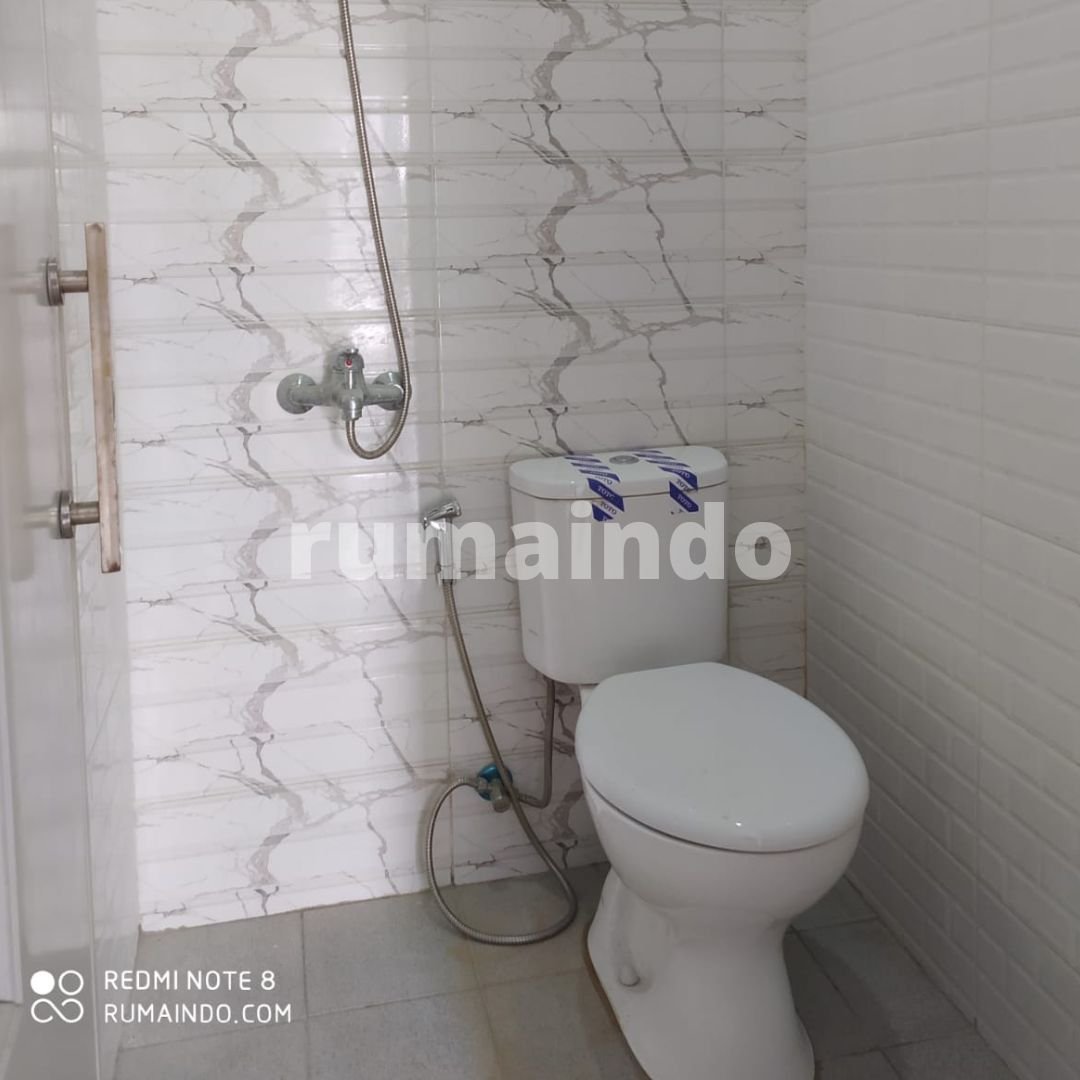 Rumah Non Cluster di Jln Batu Jagakarsa Jakarta Selatan - 9