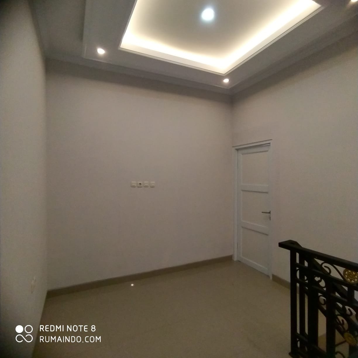 Dijual Rumah Cluster Ada Kolam Renang di Kebagusan Jakarta Selatan - 11