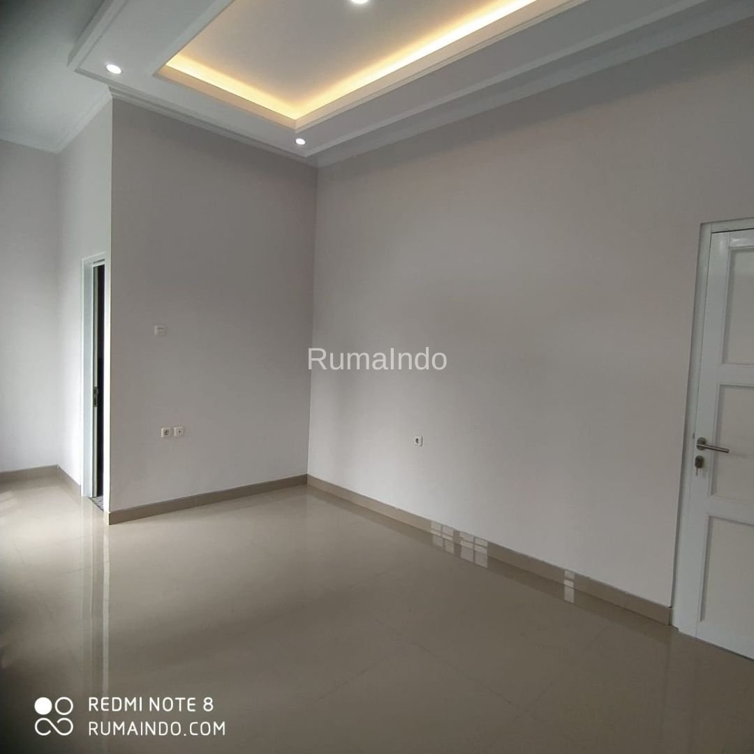 Dijual Rumah Cluster Ada Kolam Renang di Kebagusan Jakarta Selatan - 8
