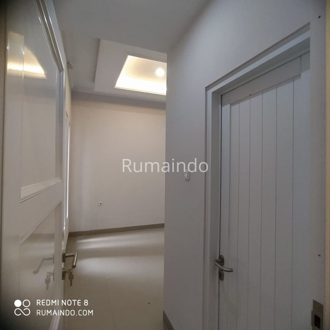 Dijual Rumah Cluster Ada Kolam Renang di Kebagusan Jakarta Selatan - 3