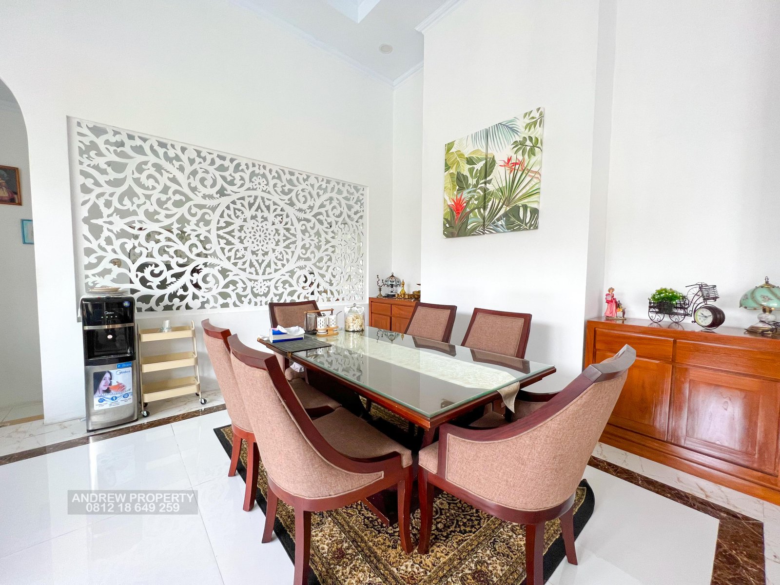 JUAL RUMAH TURI BALERANTE MEWAH KOLAM RENANG TAMAN LUAS - 12