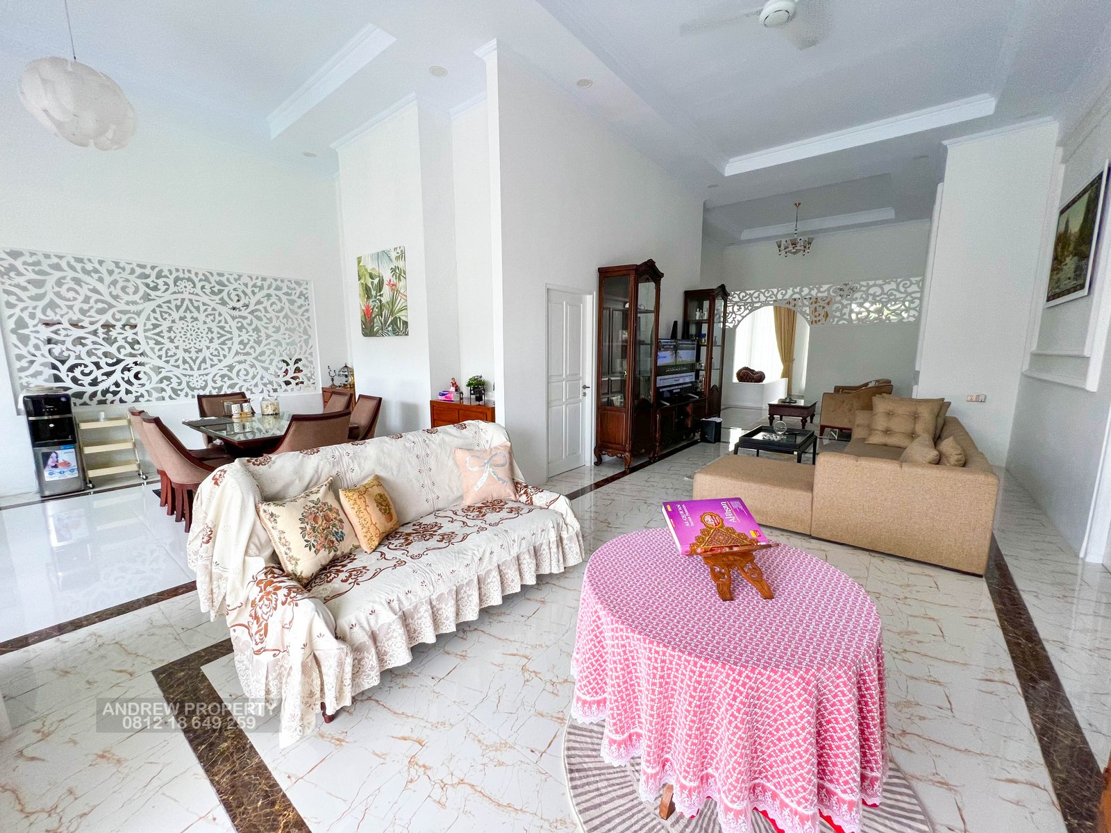 JUAL RUMAH TURI BALERANTE MEWAH KOLAM RENANG TAMAN LUAS - 10
