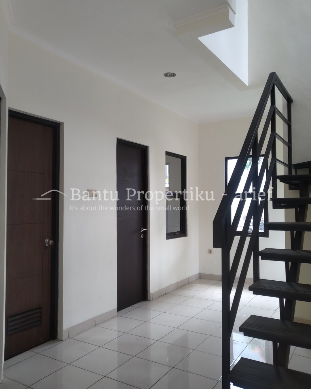 Dijual Rumah Minimalis Modern lokasi Cinere SHM 4KT/3KM dekat TOL dan DTC, Depok - 4