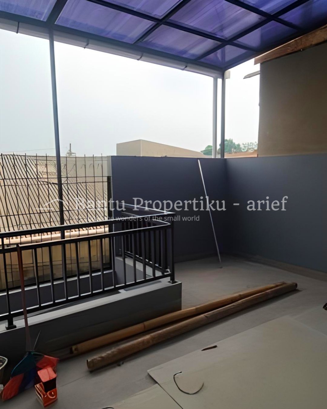 Dijual Rumah Modern Mewah Cantik lokasi Tanah Baru dekat TOL dan Fasum, Depok - 5