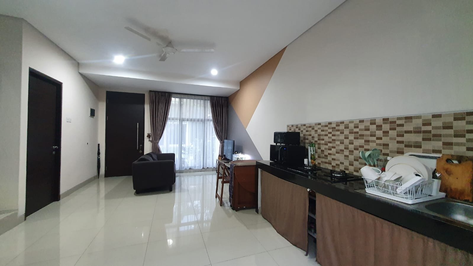 Rumah Strategis Lippo Cikarang - 3