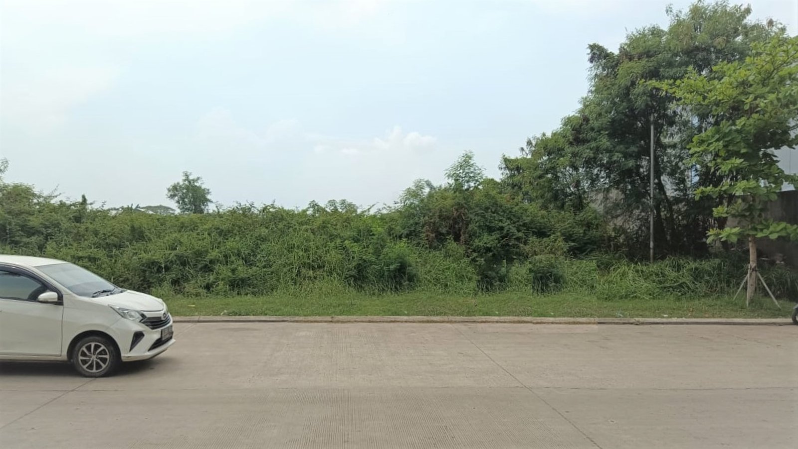 Tanah Kavling Komersial Siap Bangun Harapan Indah Bekasi - 2