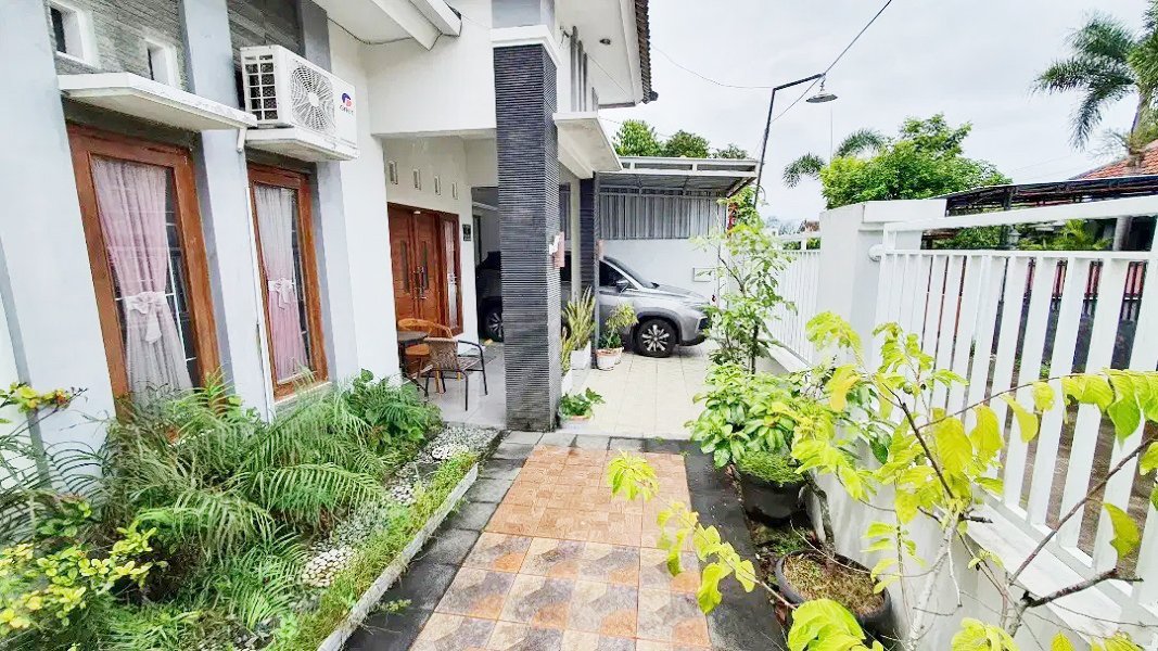 Rumah Dijual di Sleman Yogyakarta Dekat Universitas Respati, RS Hermina Yogyakarta, Bandara Adisutjipto, Plaza Ambarrukmo - 2