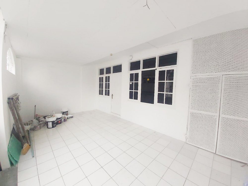 Rumah Dijual di Solo Baru Dekat Hartono Mall Solo, The Park Mall Sukoharjo, Grand Mercure Solo Baru, RS Dr. Oen Solo Baru - 3