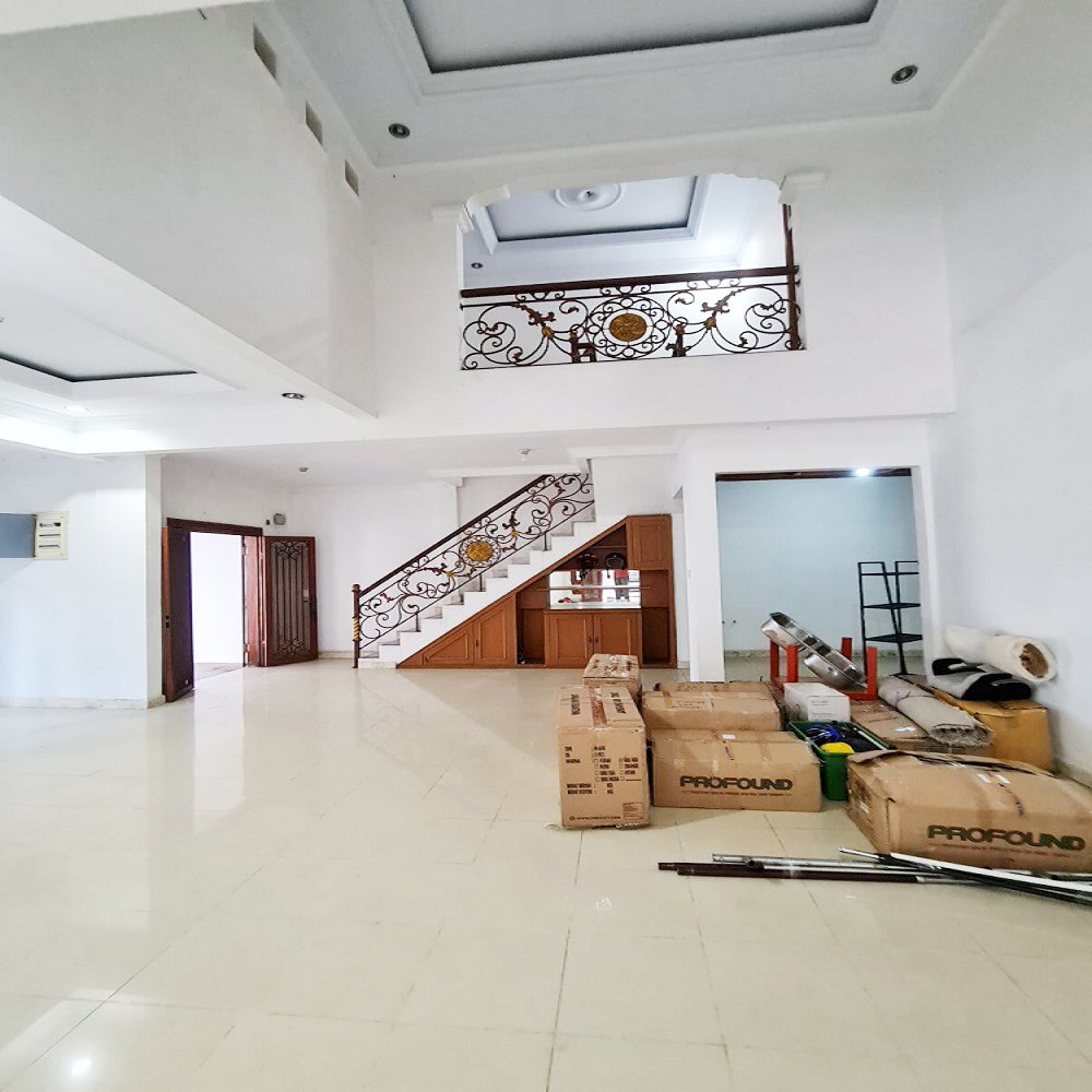 Rumah Disewakan Dekat Mall Kelapa Gading, Mall of Indonesia, RS Mitra Keluarga, RS Gading Pluit, Stasiun LRT Kelapa Gading - 5