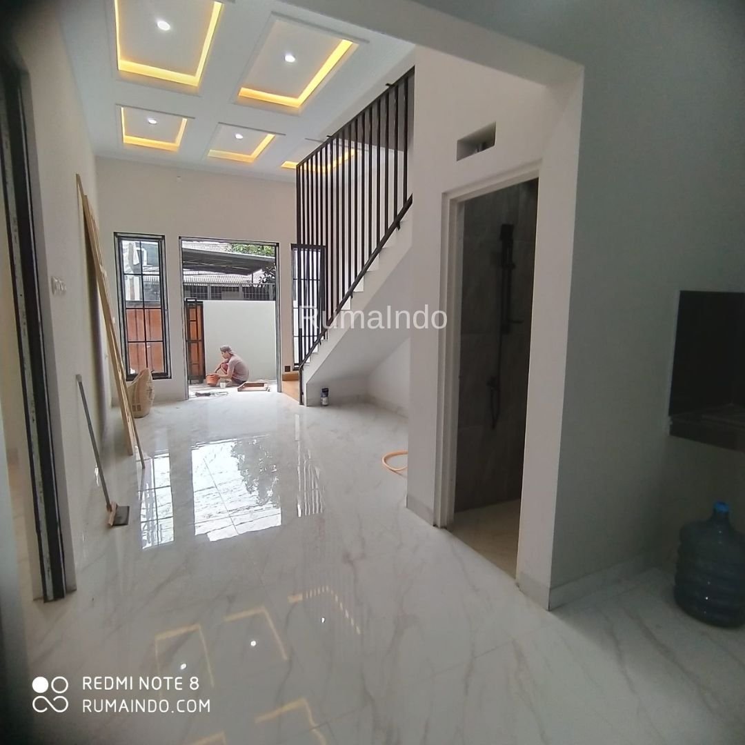 Dijual Murah Rumah di Srengseng Sawah Jagakarsa Jakarta Selatan - 2