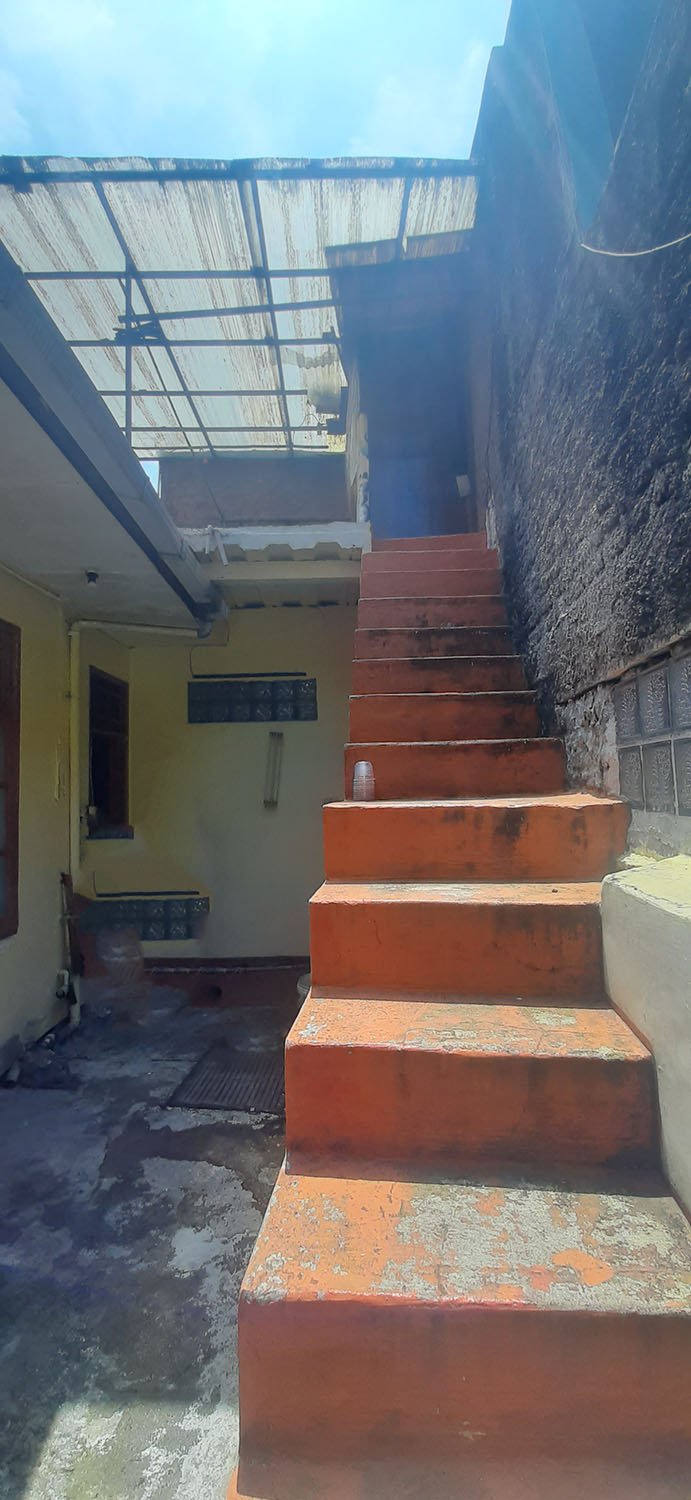 RUMAH 8 KAMAR TIDUR SIAP HUNI  KAWASAN PERKANTORAN, JASA DAN NIAGA SAYAP JALAN CIKUTRA KOTA BANDUNG - 32
