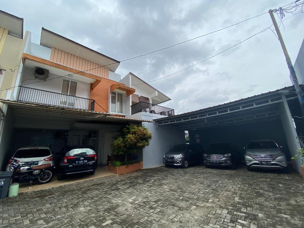 Dijual Rumah Townhouse Bukit Laguna Residence Jagakarsa Jakarta Selatan - 17