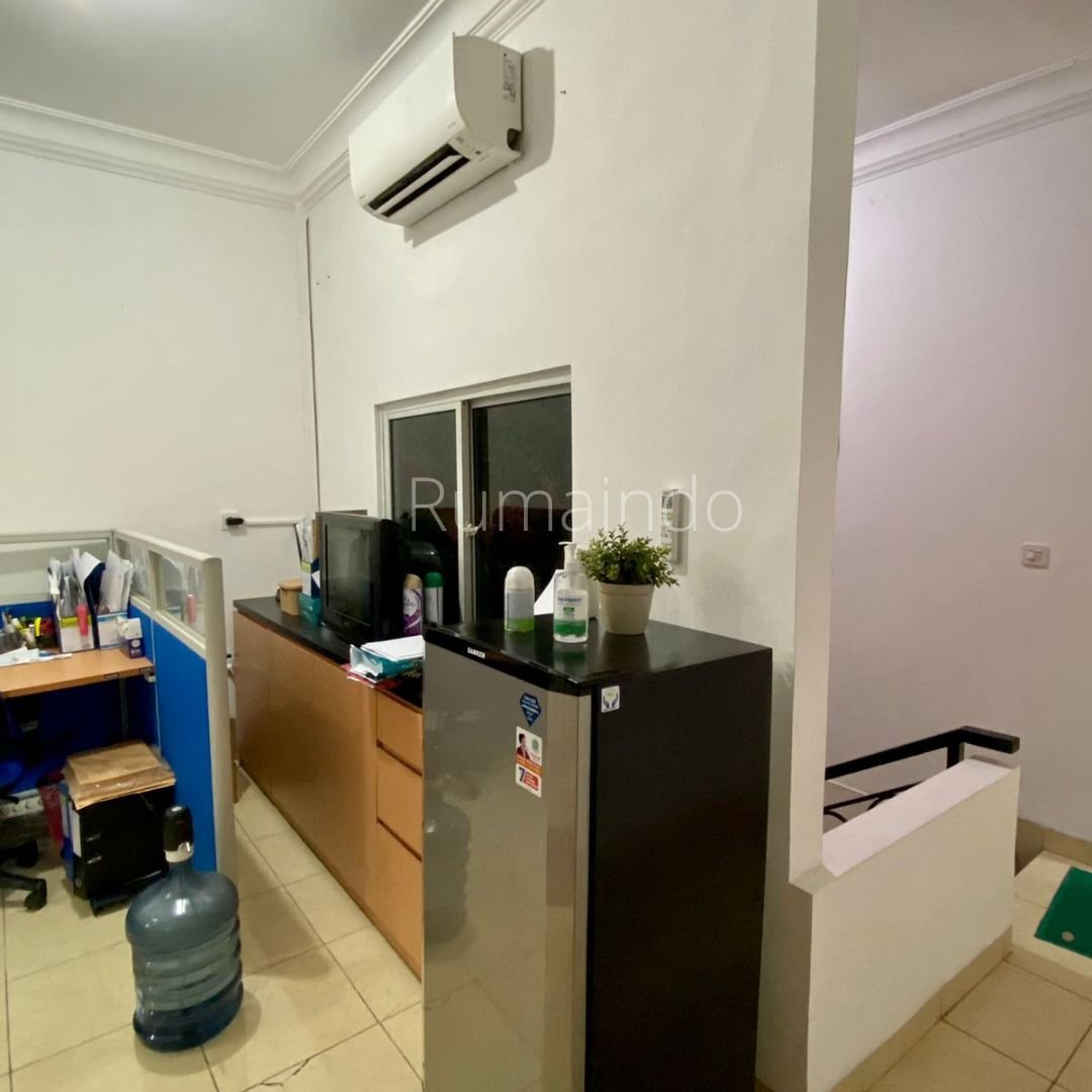 Dijual Murah Rumah Kantor di Jln Durian Raya Jagakarsa Jakarta Selatan - 6