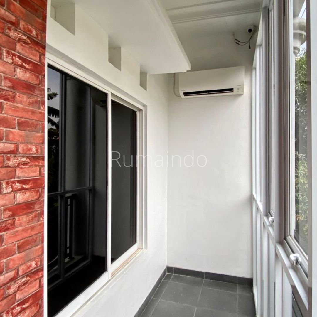 Dijual Murah Rumah Kantor di Jln Durian Raya Jagakarsa Jakarta Selatan - 9