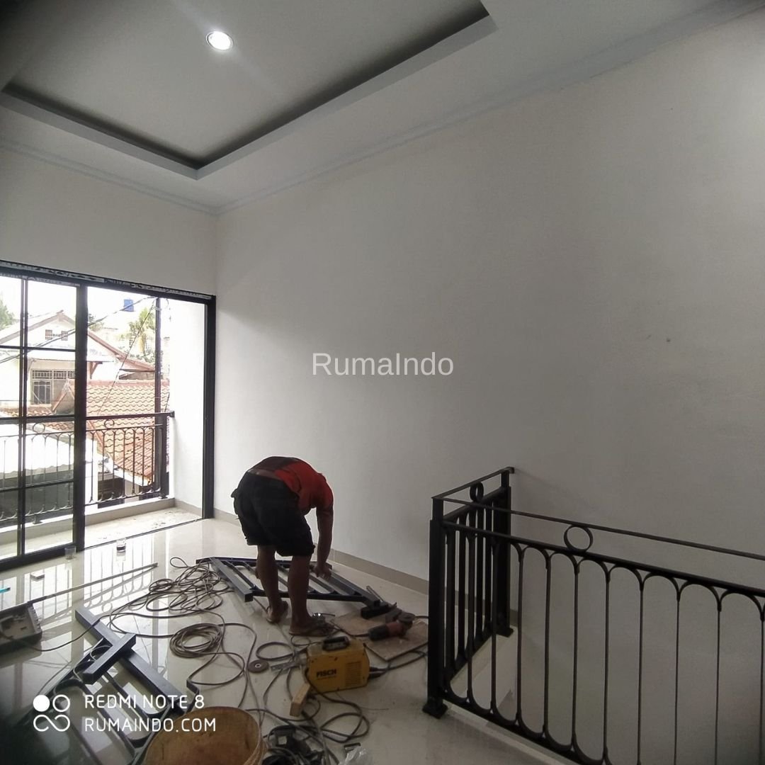 Dijual Murah Rumah Benda Kav DPR Jagakarsa Jakarta Selatan - 5