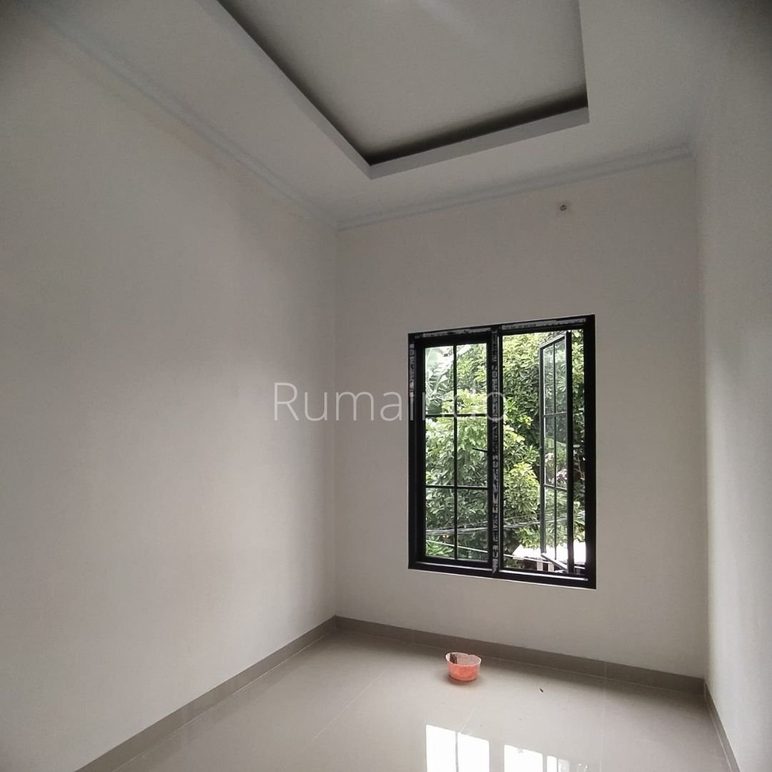 Dijual Murah Rumah Benda Kav DPR Jagakarsa Jakarta Selatan - 4