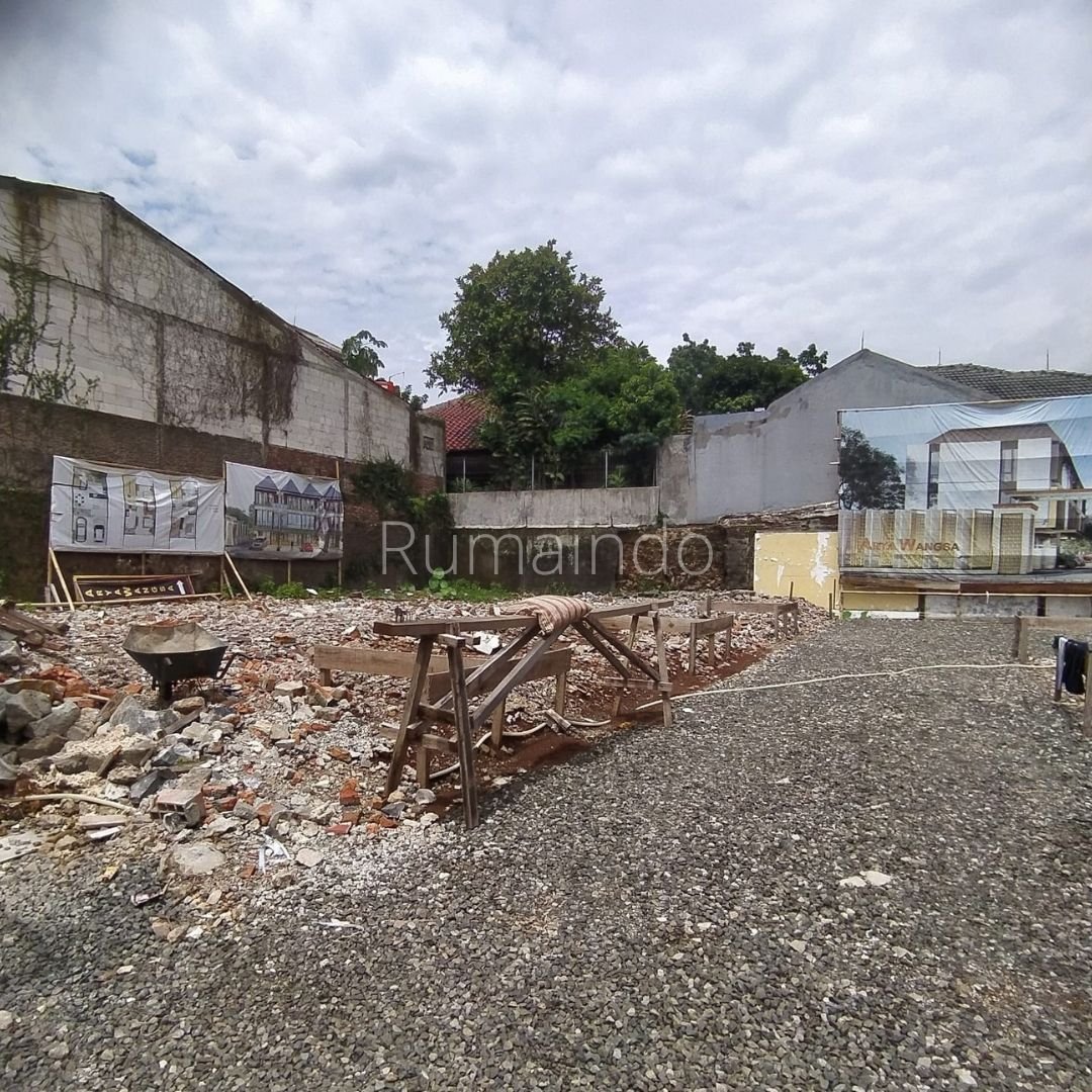 Dijual Rumah Townhouse Aryawangsa Residence Pasar Minggu Jakarta Selatan - 7