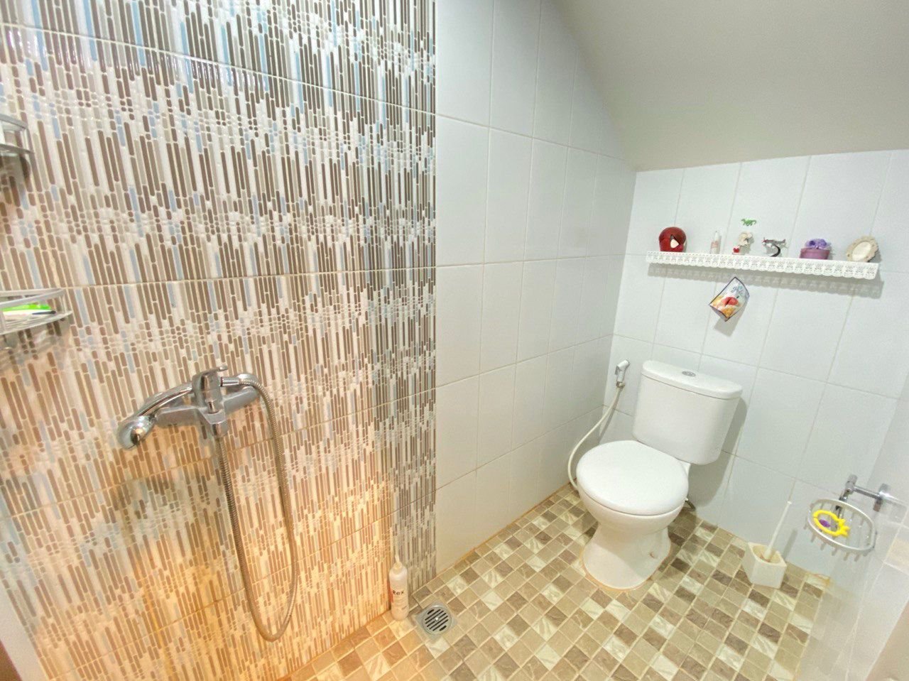 Dijual Rumah Full Furnsih Bamboo Premium Residence Lebak Bulus Jakarta Selatan - 18