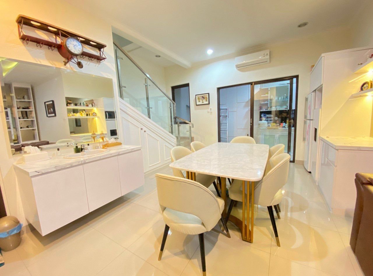 Dijual Rumah Full Furnsih Bamboo Premium Residence Lebak Bulus Jakarta Selatan - 8