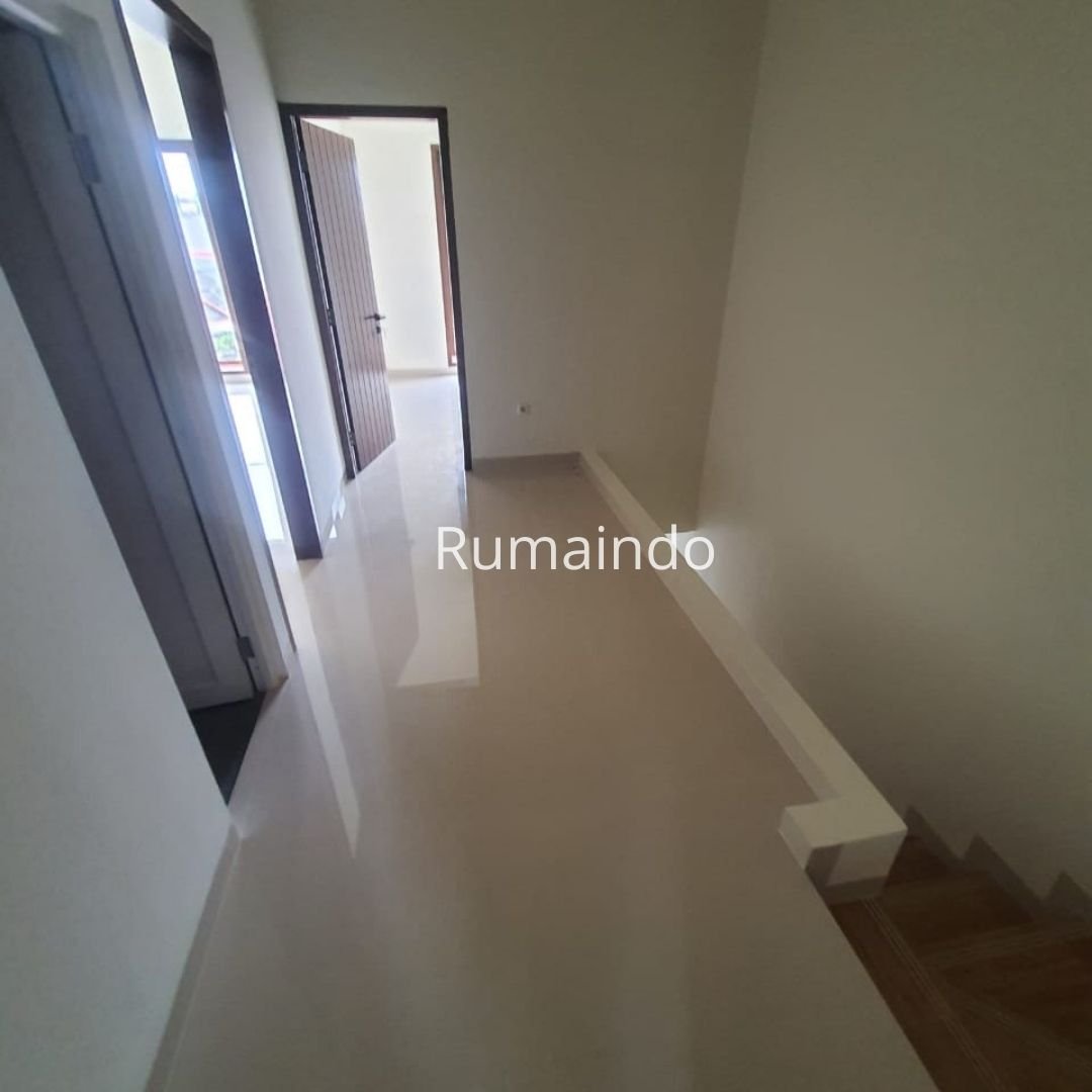 Dijual Rumah Dekat Stasiun Lenteng Agung Jagakarsa Jakarta Selatan - 6