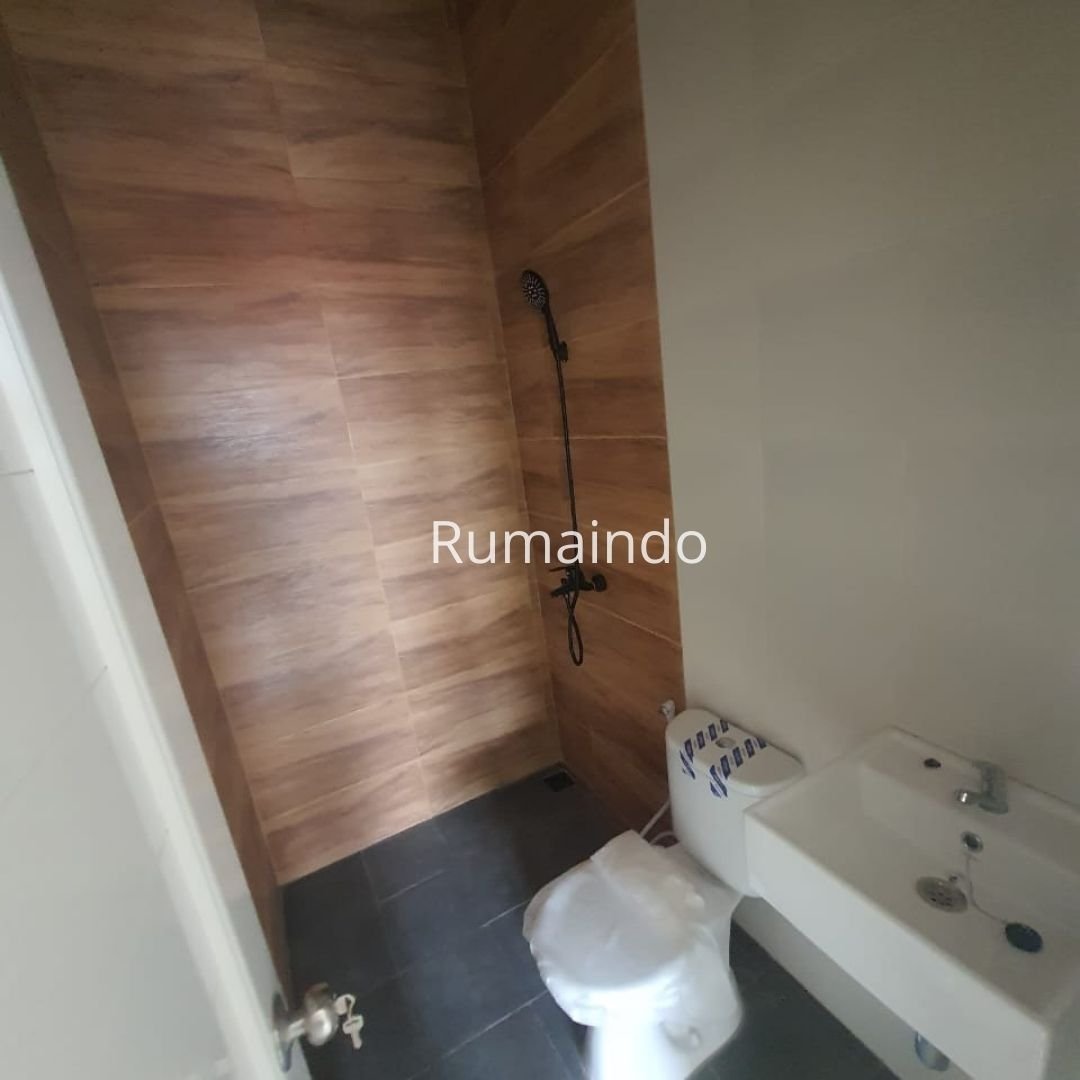 Dijual Rumah Dekat Stasiun Lenteng Agung Jagakarsa Jakarta Selatan - 5