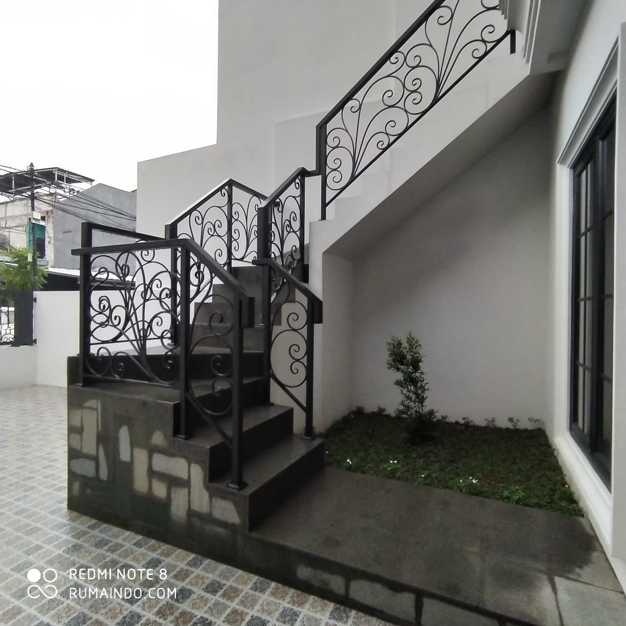 Dijual Rumah Siap Huni Dekat Mall Kalibata Pejaten Pasar Minggu Jakarta Selatan - 10