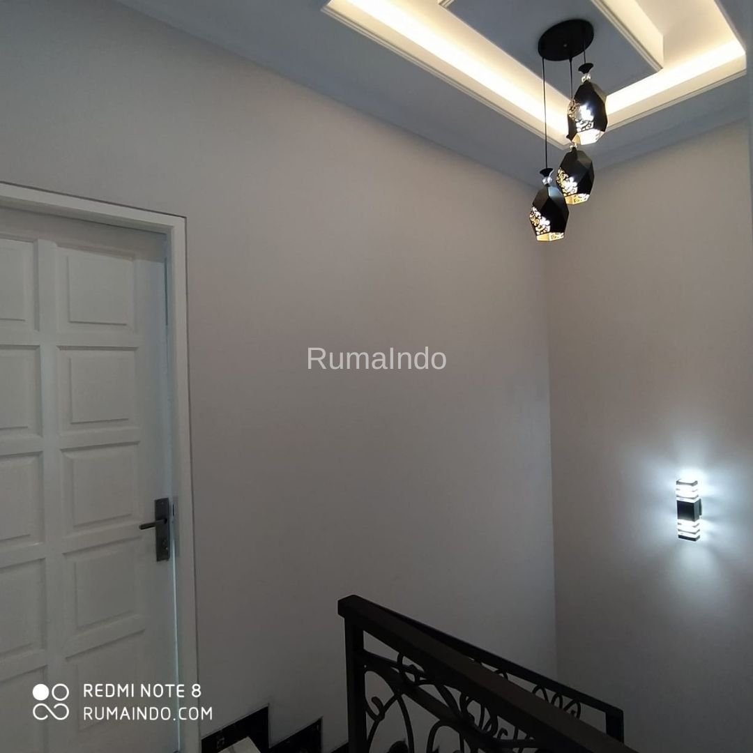 Dijual Rumah Siap Huni Dekat Mall Kalibata Pejaten Pasar Minggu Jakarta Selatan - 12