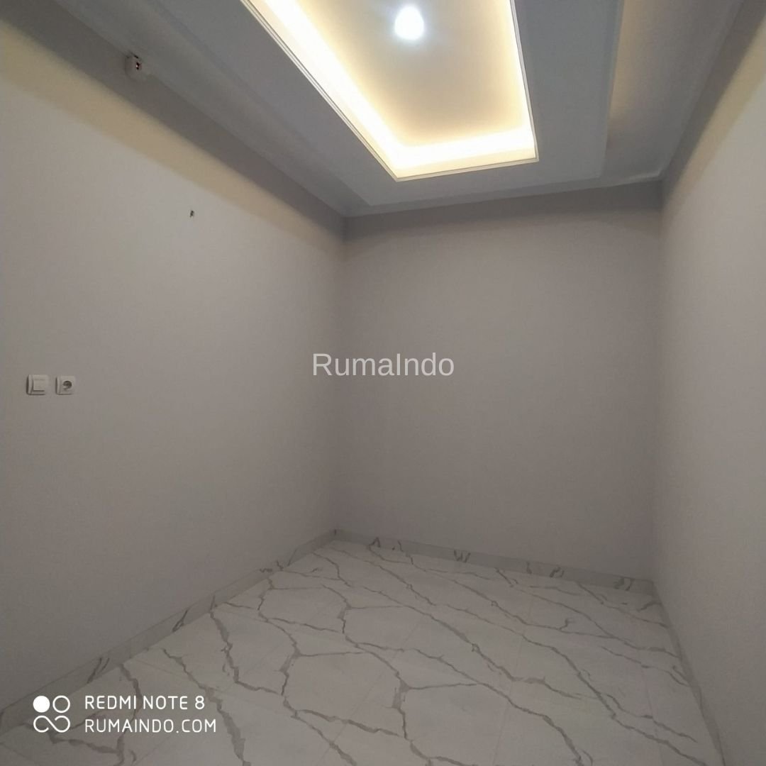 Dijual Murah Rumah Dekat Mall Kalibata Pejaten Pasar Minggu Jakarta Selatan - 9