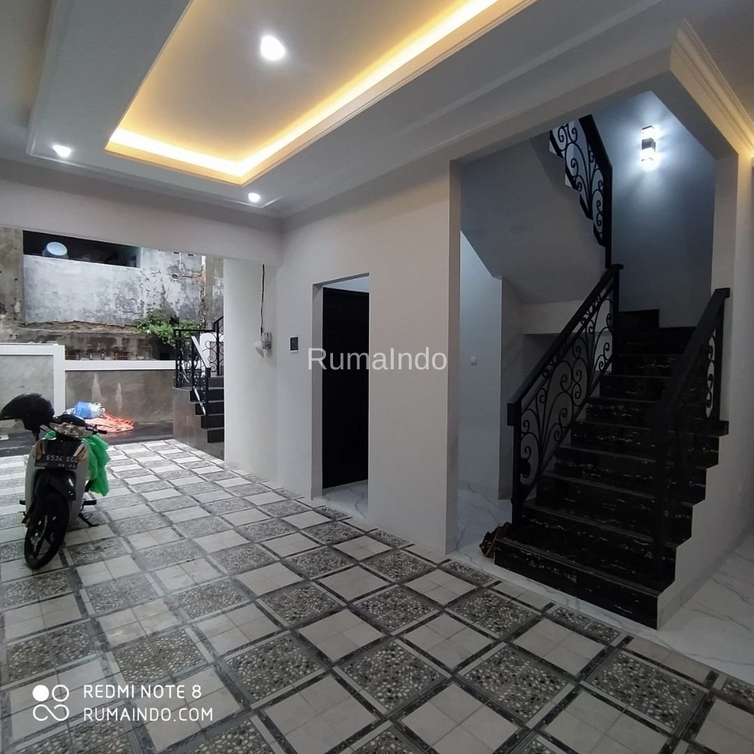 Dijual Murah Rumah Dekat Mall Kalibata Pejaten Pasar Minggu Jakarta Selatan - 4