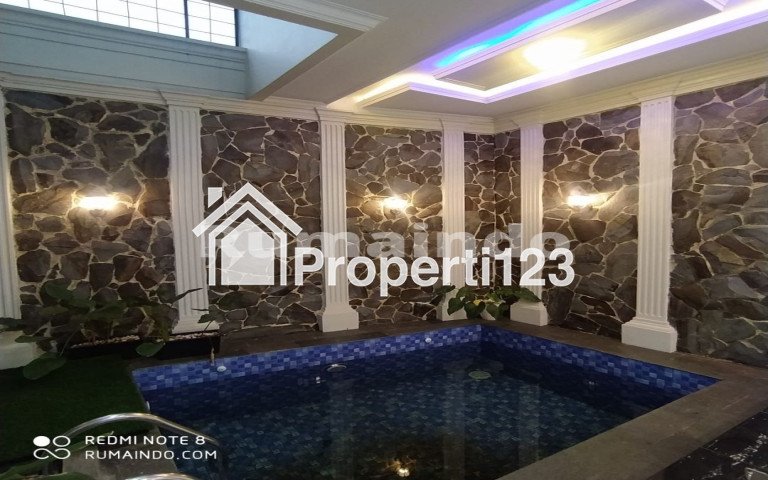 Dijual Murah Rumah Ada Kolam Renang di Kebagusan Jakarta Selatan - 9