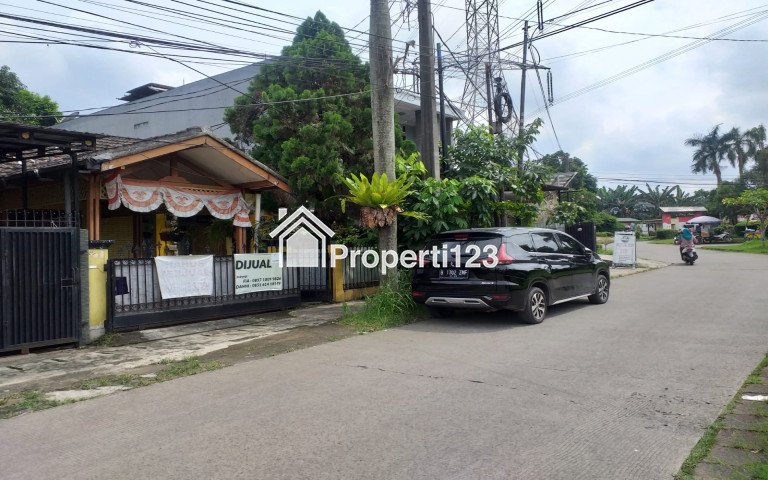 Dijual Rumah Lokasi Strategis Dekat Akses Tol di Jalan Utama - 1