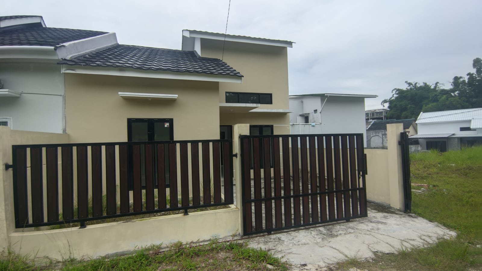 RUMAH MEWAH ELEGAN TERJANGKAU DI BALIKPAPAN KOTA - 9