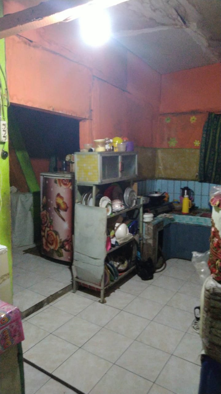 RUMAH PINGGIR JALAN , STRATEGIS, DI PRAPATAN, KOTA BALIKPAPAN - 14