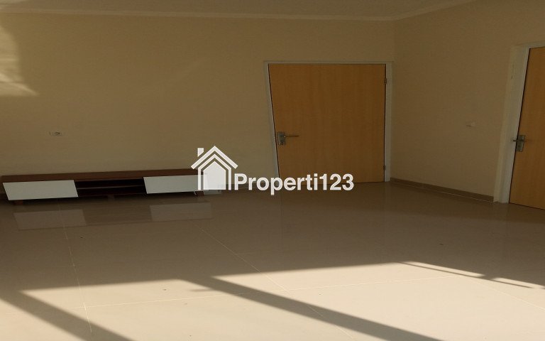 Rumah elit harga irit 2 lantai peluang investasi - 4